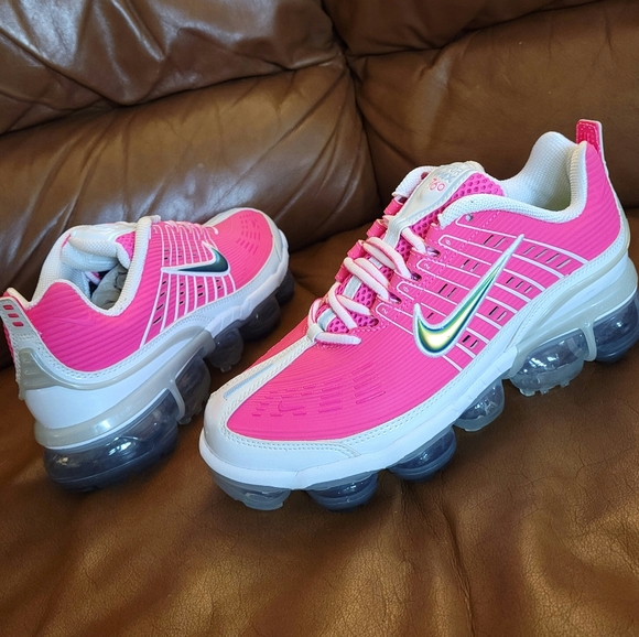 Nike | Shoes | New Womens 29 Nike Vapormax 360 Hyper Pink Size 7 Or 6y |  Poshmark